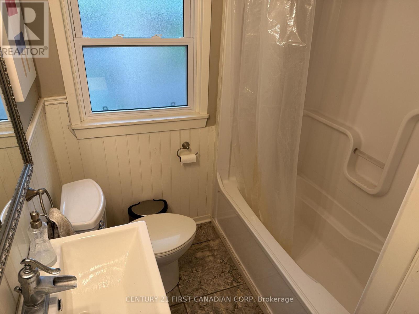 49 Woodward Avenue, London North, Ontario  N6H 2G6 - Photo 24 - X13500574