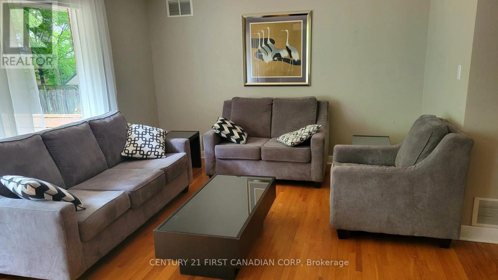 49 Woodward Avenue, London North, Ontario  N6H 2G6 - Photo 4 - X13500574