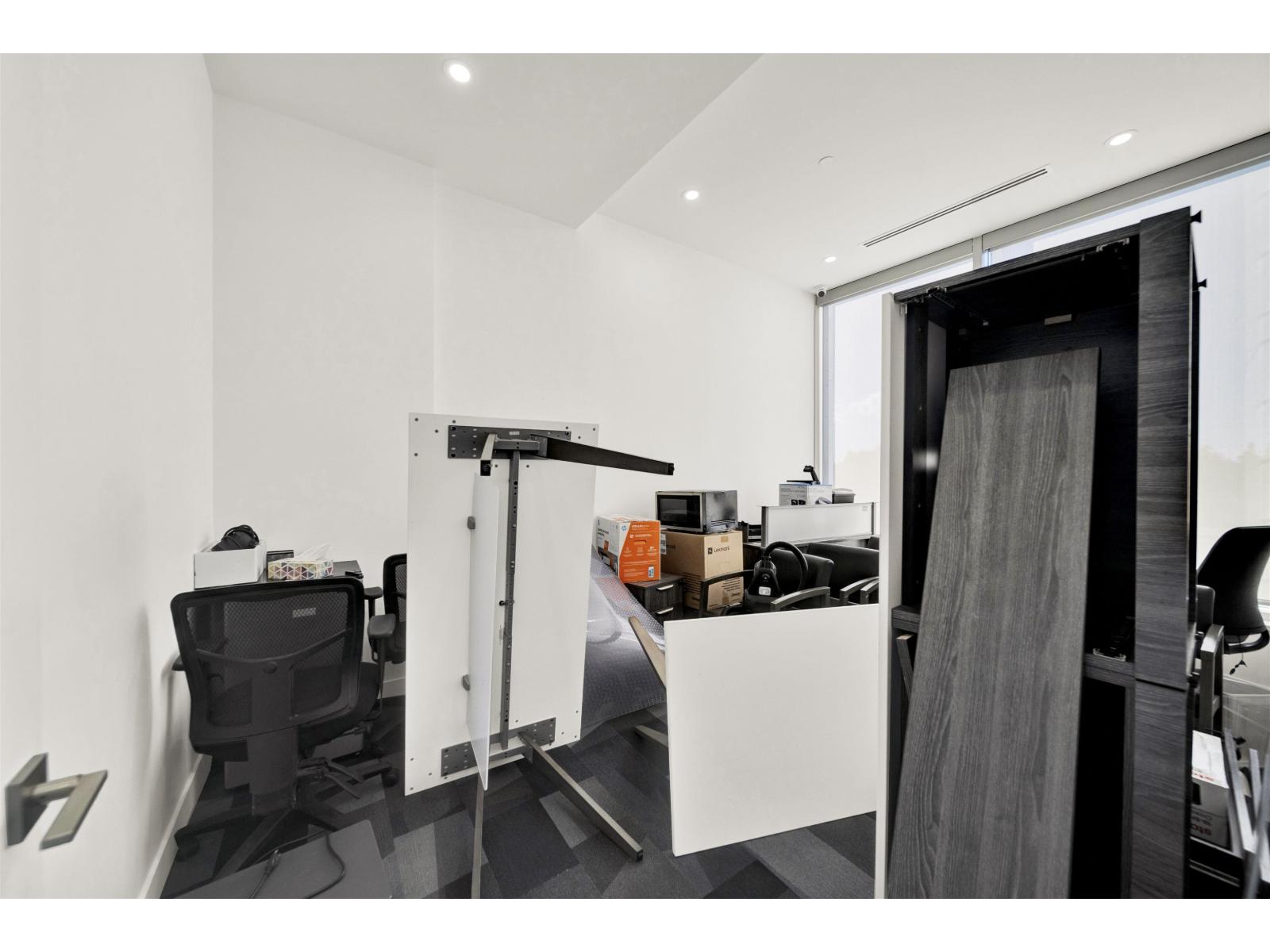 Listing image 24