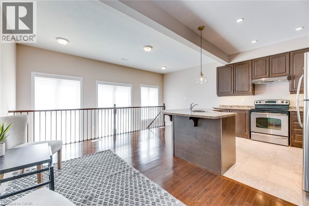2340 Whistling Springs Crescent, Oakville, Ontario  L6M 0C3 - Photo 9 - 40843778