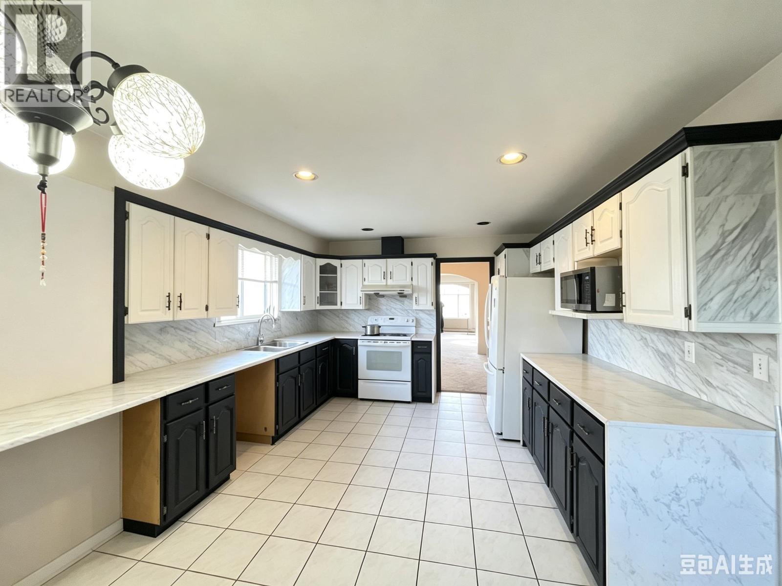 714 Rennie Place, New Westminster, British Columbia  V3M 6P6 - Photo 22 - R3139866