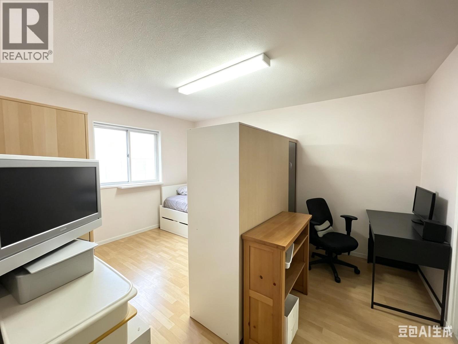 714 Rennie Place, New Westminster, British Columbia  V3M 6P6 - Photo 12 - R3139866