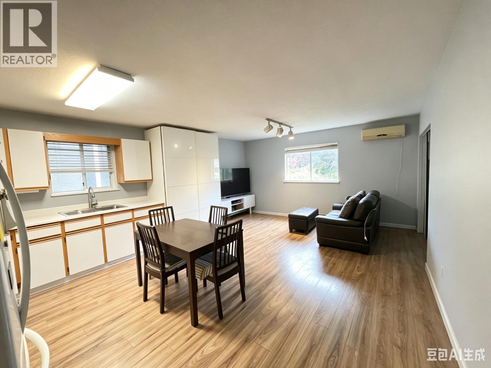 714 Rennie Place, New Westminster, British Columbia  V3M 6P6 - Photo 14 - R3139866