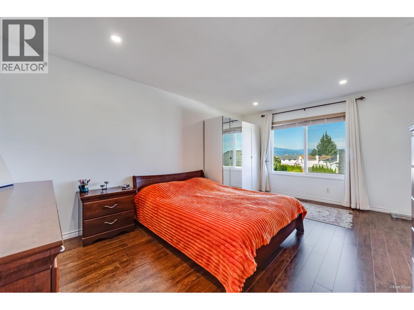 635 Lost Lake Drive, Coquitlam, British Columbia  V3C 5G4 - Photo 15 - R3140634