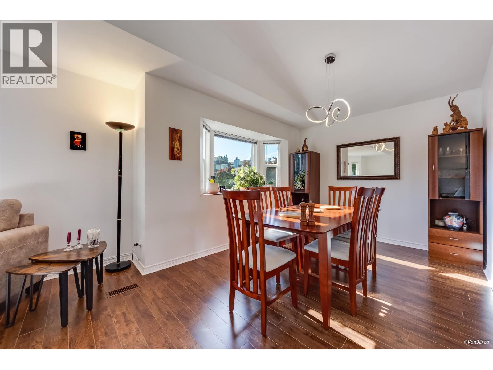 635 Lost Lake Drive, Coquitlam, British Columbia  V3C 5G4 - Photo 9 - R3140634