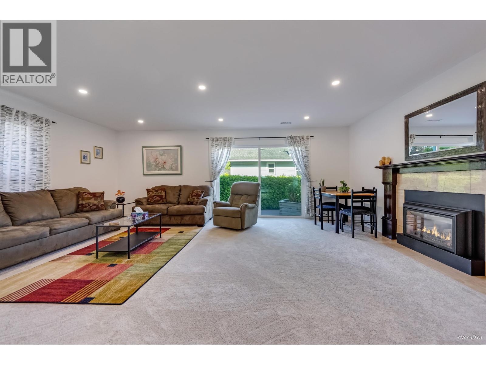 635 Lost Lake Drive, Coquitlam, British Columbia  V3C 5G4 - Photo 32 - R3140634