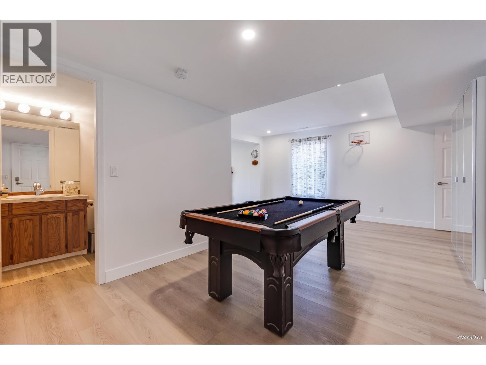635 Lost Lake Drive, Coquitlam, British Columbia  V3C 5G4 - Photo 34 - R3140634