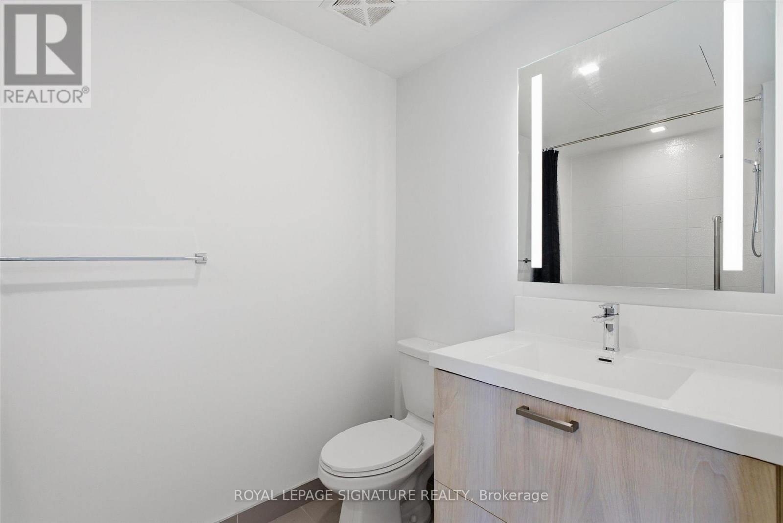 917 - 50 Mccaul Street, Toronto, Ontario  M5T 1V9 - Photo 17 - C13501428