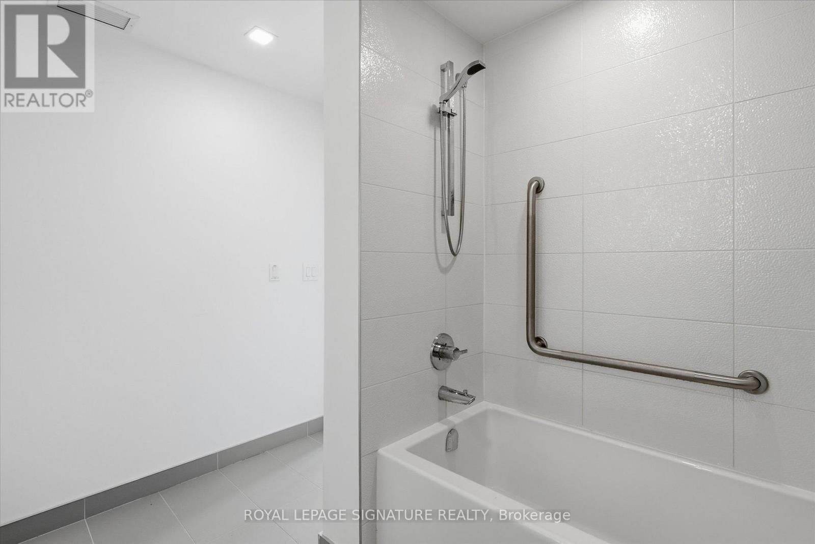 917 - 50 Mccaul Street, Toronto, Ontario  M5T 1V9 - Photo 19 - C13501428