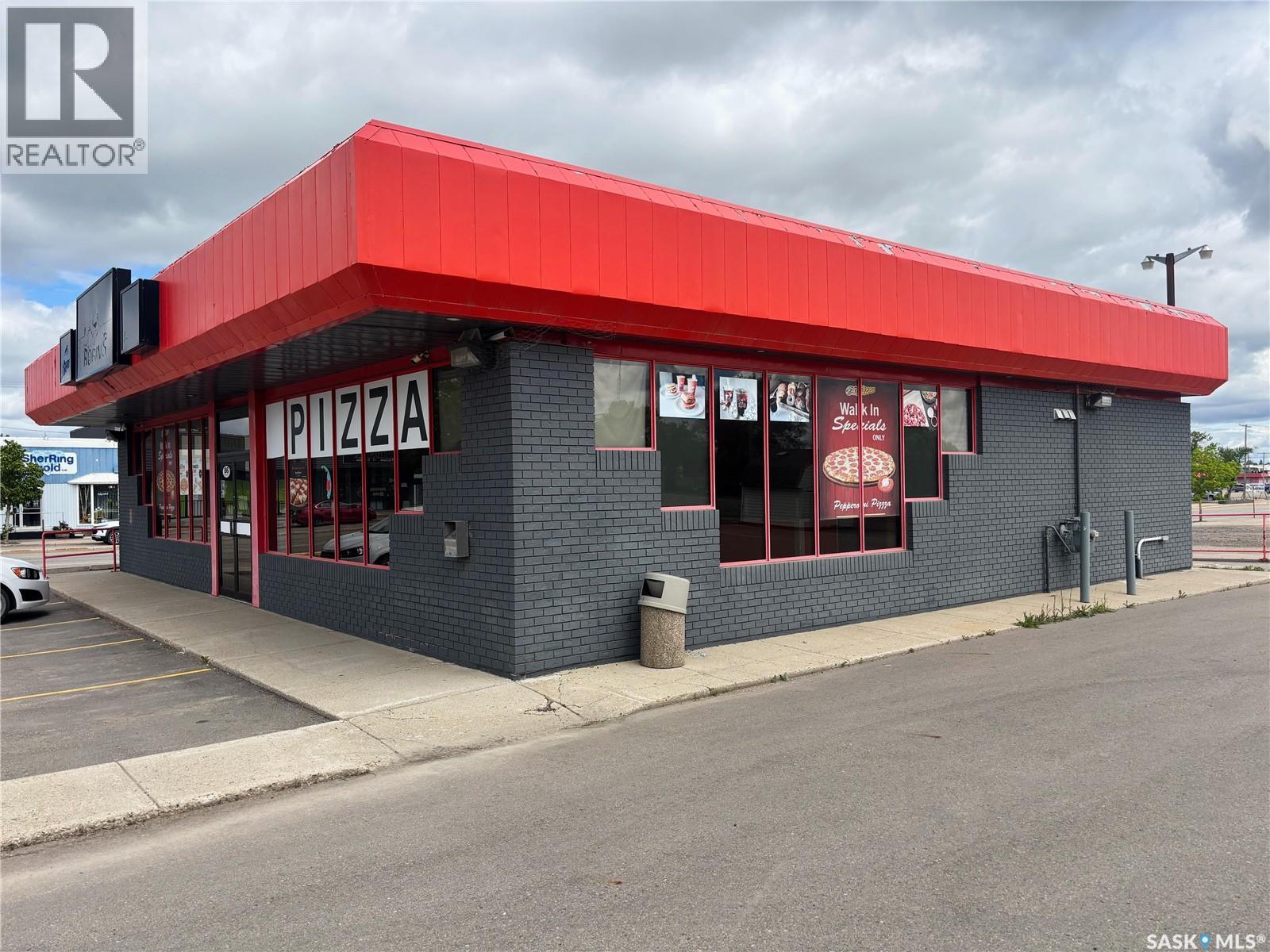 86 Broadway Street E, Yorkton, Saskatchewan  S3N 0K9 - Photo 2 - SK040809