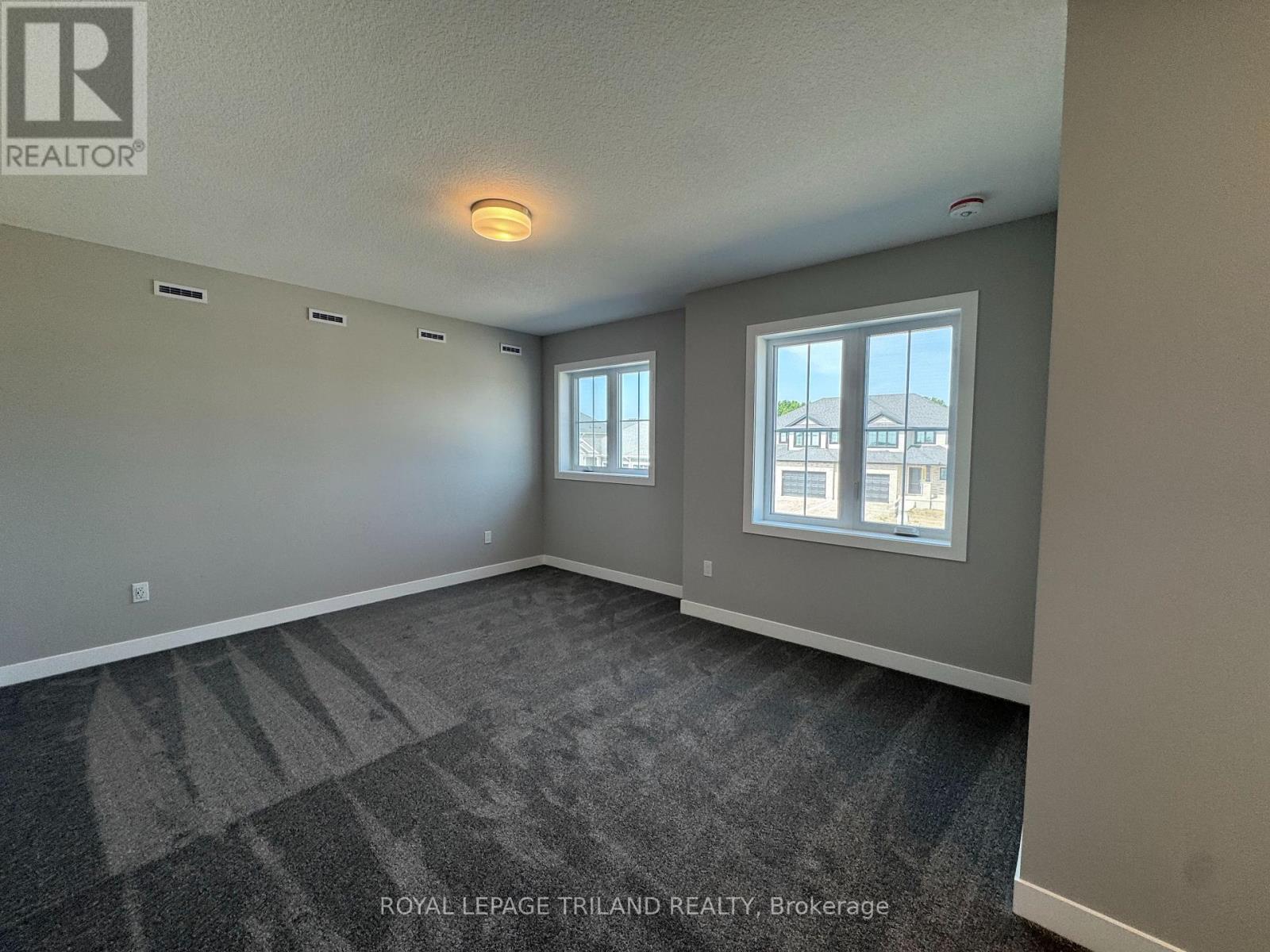 33 Harrow Lane, St. Thomas, Ontario  N5R 0P3 - Photo 6 - X12641678