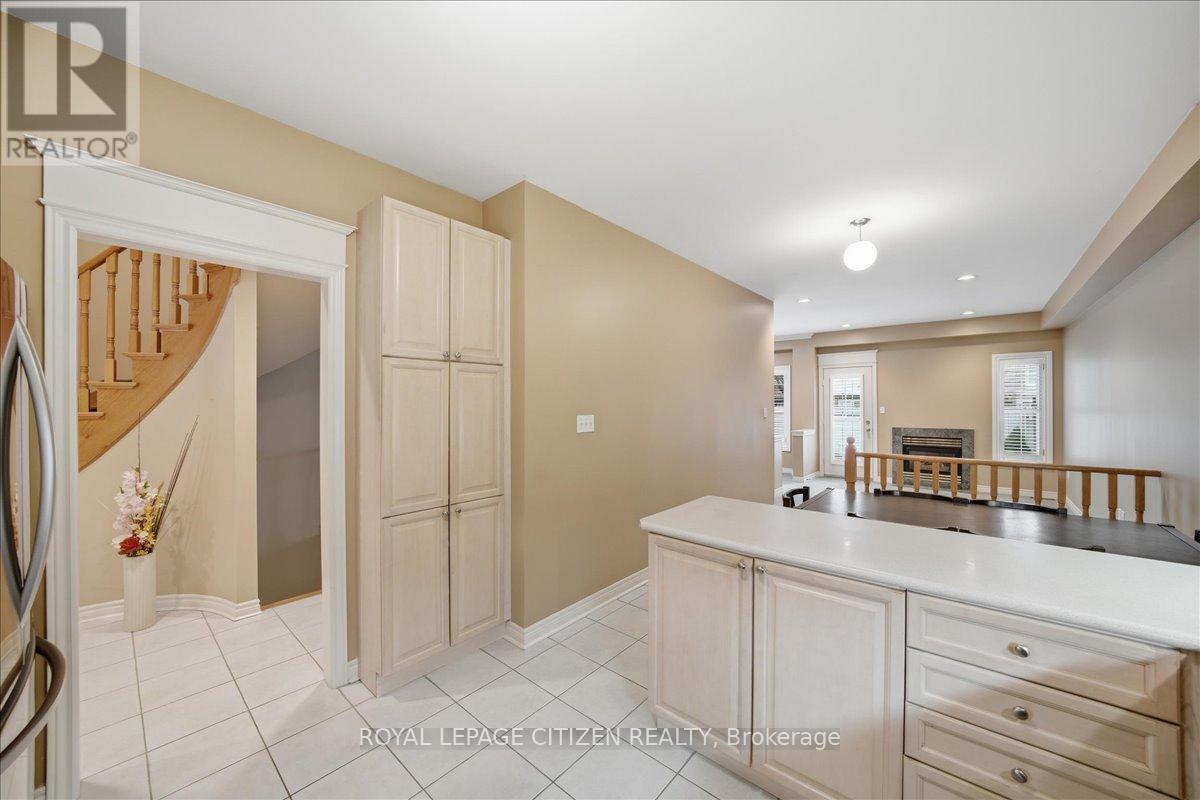 36 - 255 Shaftsbury Avenue, Richmond Hill, Ontario  L4C 0L9 - Photo 26 - N13501422