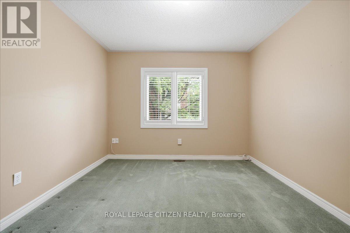 36 - 255 Shaftsbury Avenue, Richmond Hill, Ontario  L4C 0L9 - Photo 37 - N13501422