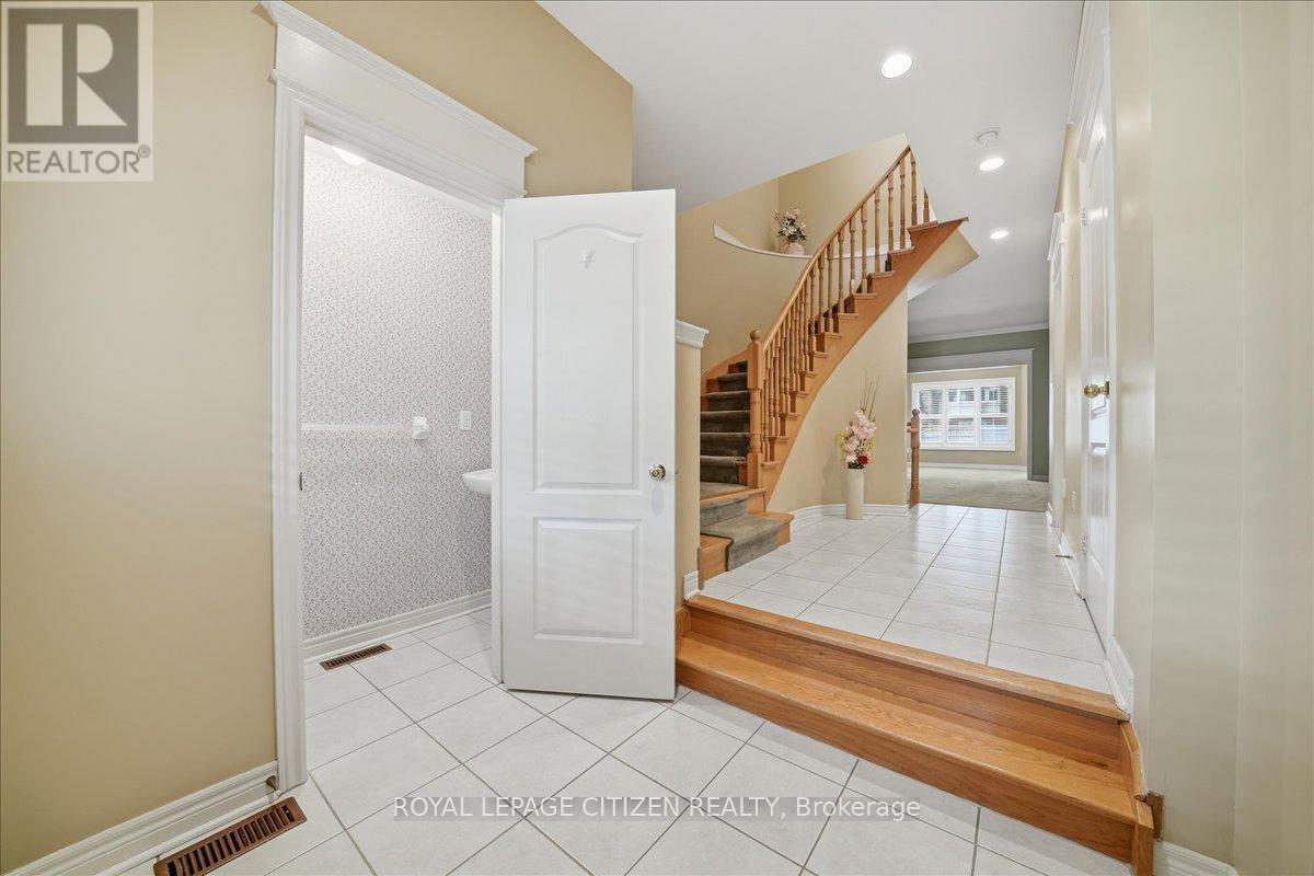 36 - 255 Shaftsbury Avenue, Richmond Hill, Ontario  L4C 0L9 - Photo 8 - N13501422