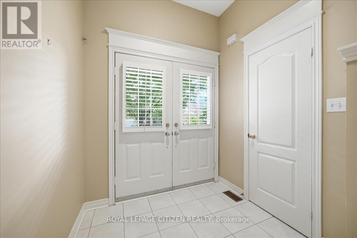 36 - 255 Shaftsbury Avenue, Richmond Hill, Ontario  L4C 0L9 - Photo 9 - N13501422