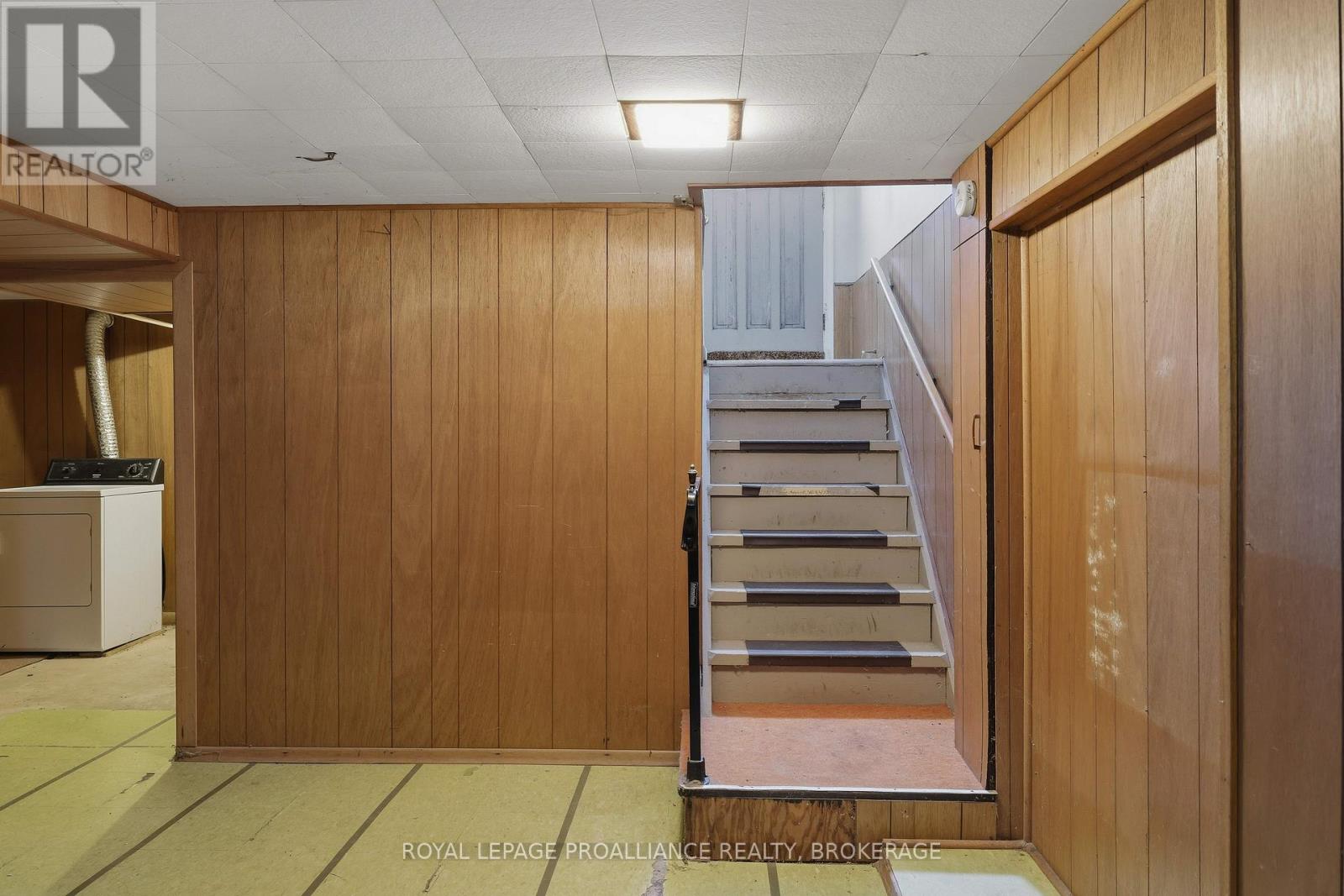 15 Park Crescent, Loyalist, Ontario  K7N 1L7 - Photo 13 - X13501660