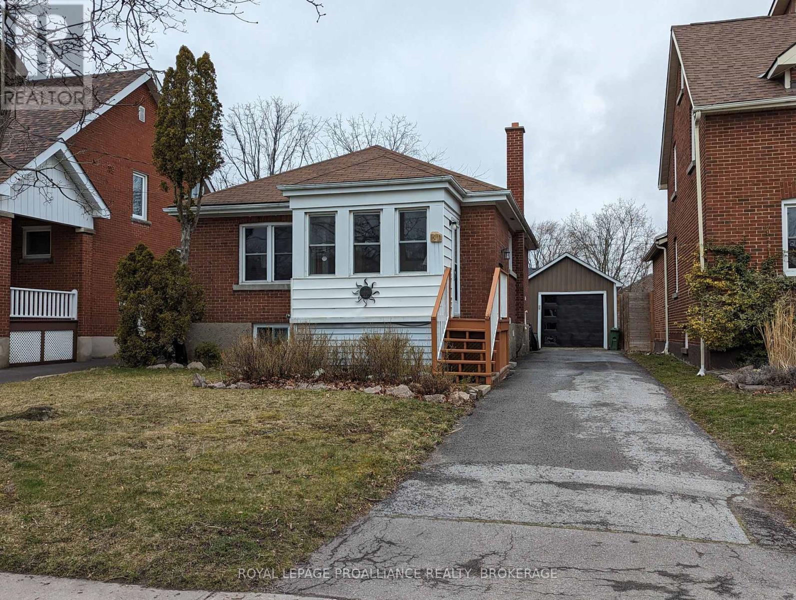 51 DUNDAS STREET, Kingston, Ontario
