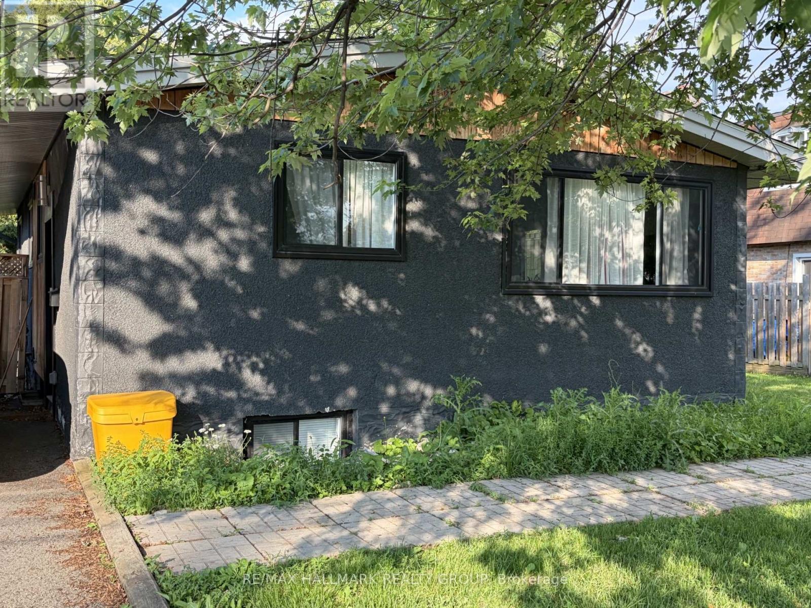 1415 Maxime Road, Ottawa, Ontario  K1B 4E7 - Photo 2 - X13501510
