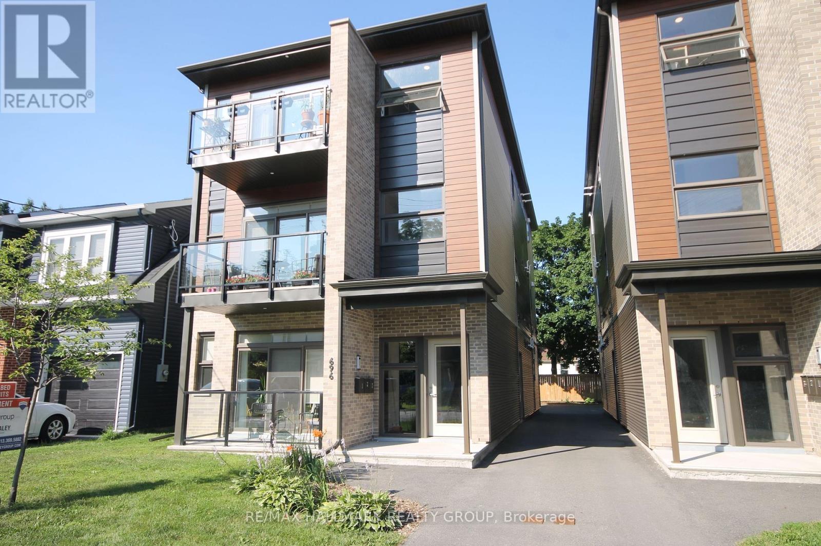 3 - 696 ROOSEVELT AVENUE, Ottawa, Ontario