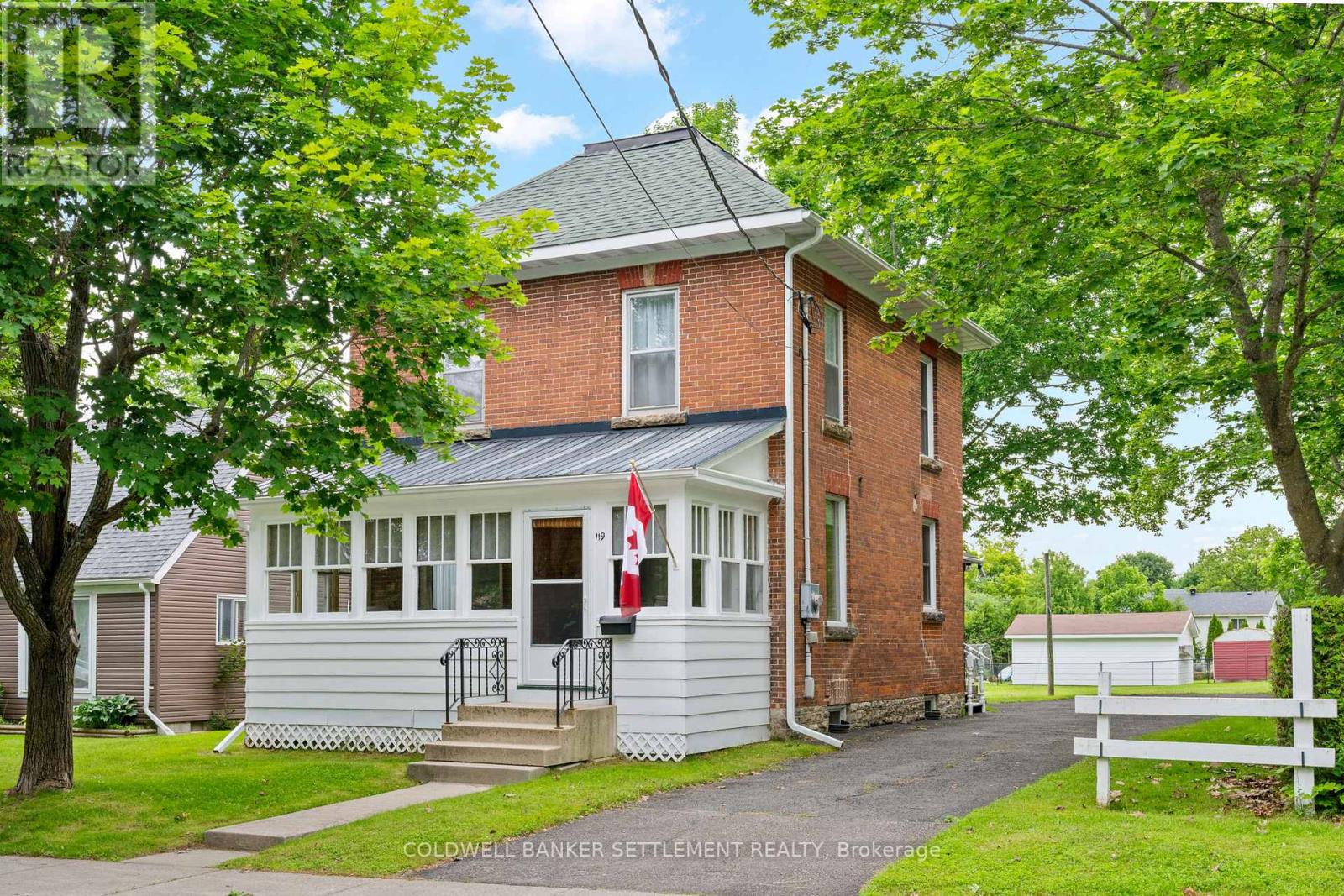 119 Drummond Street E, Perth, Ontario K7H 1H2 - Photo 2 - X13501598
