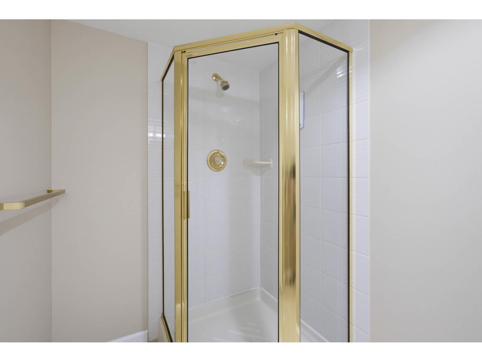 214 15255 18 Avenue, Surrey, British Columbia  V4A 1W9 - Photo 15 - R3136959
