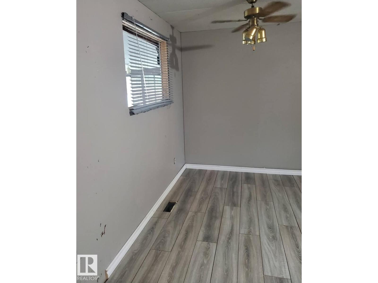 14 Willowdale Dr Nw, Edmonton, Alberta  T6P 1G4 - Photo 7 - E4492493