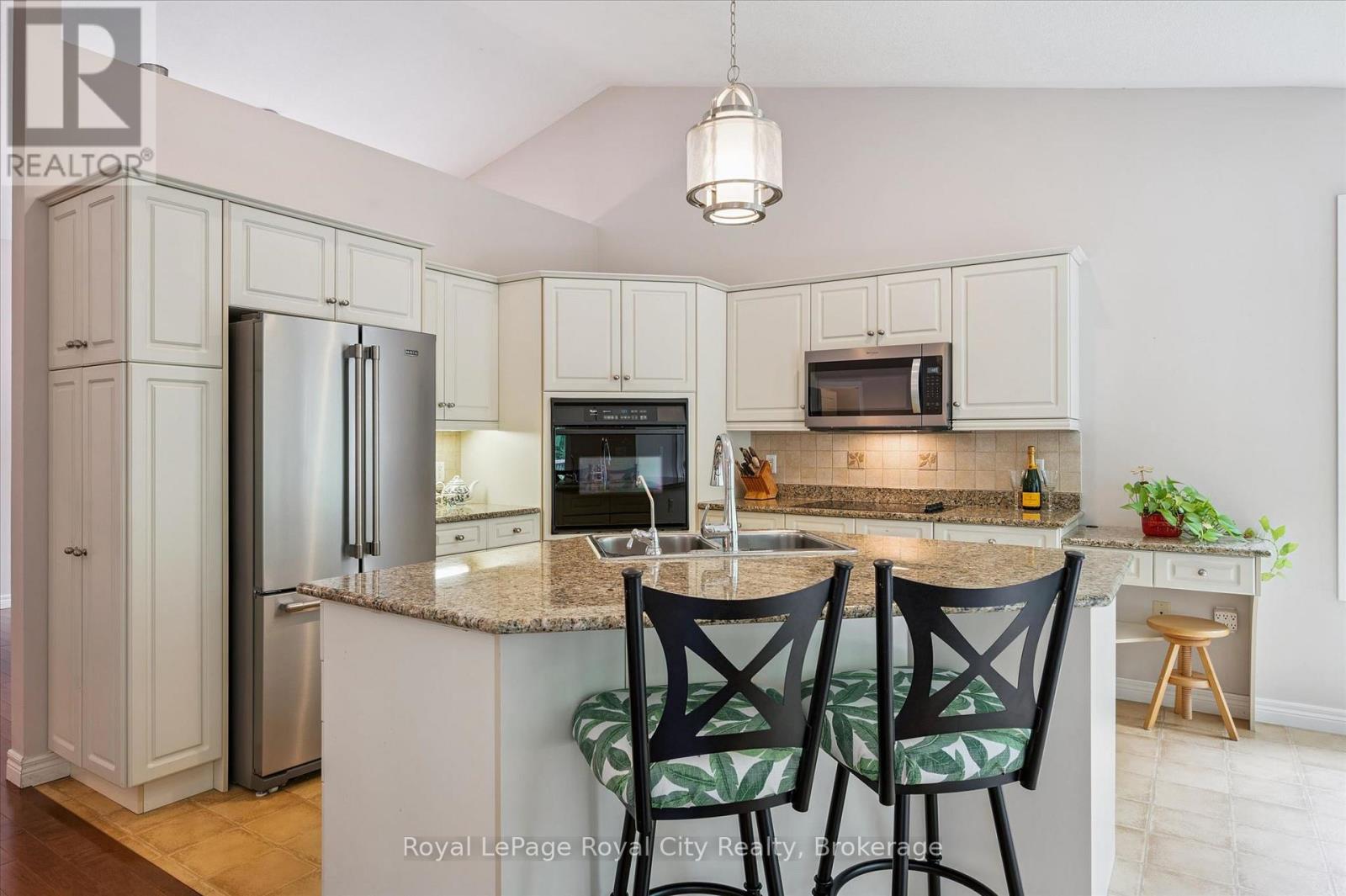 17 Fairway Lane, Guelph, Ontario  N1E 7A8 - Photo 11 - X13501646