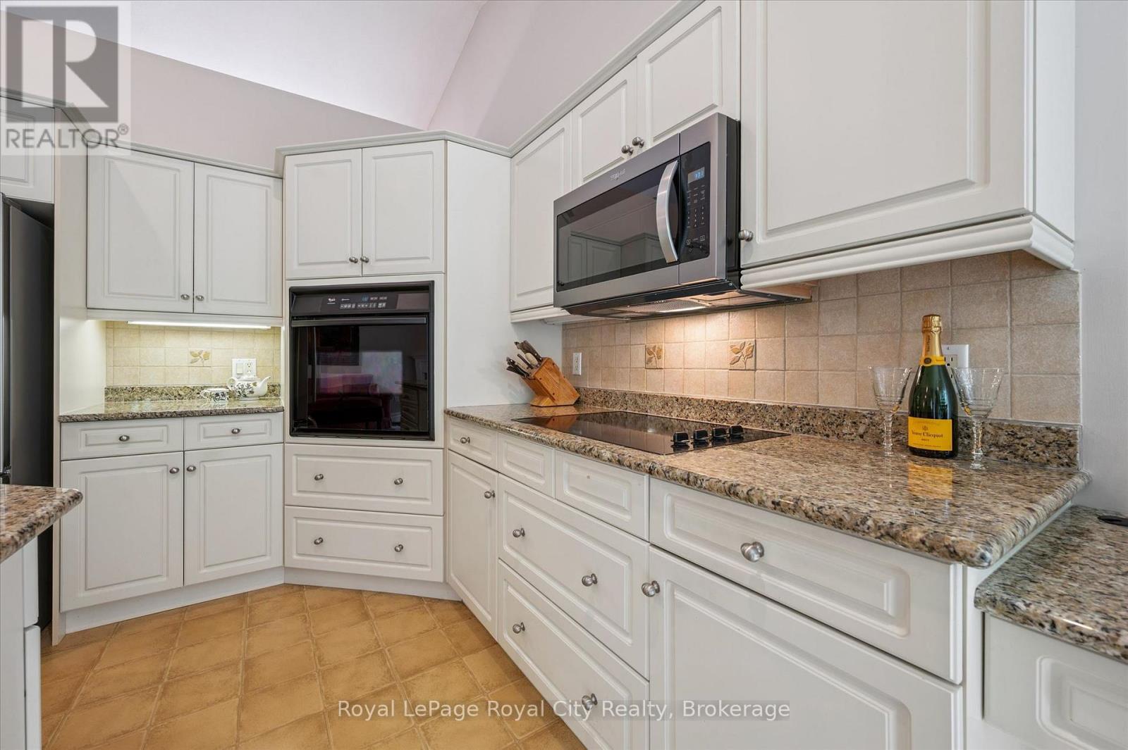 17 Fairway Lane, Guelph, Ontario  N1E 7A8 - Photo 12 - X13501646