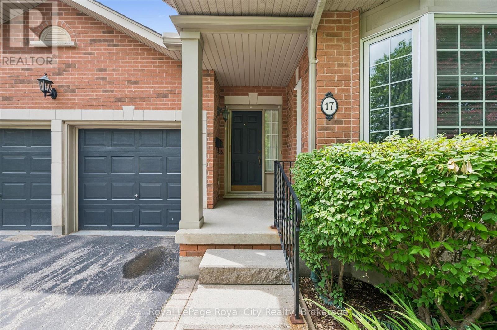 17 Fairway Lane, Guelph, Ontario  N1E 7A8 - Photo 4 - X13501646