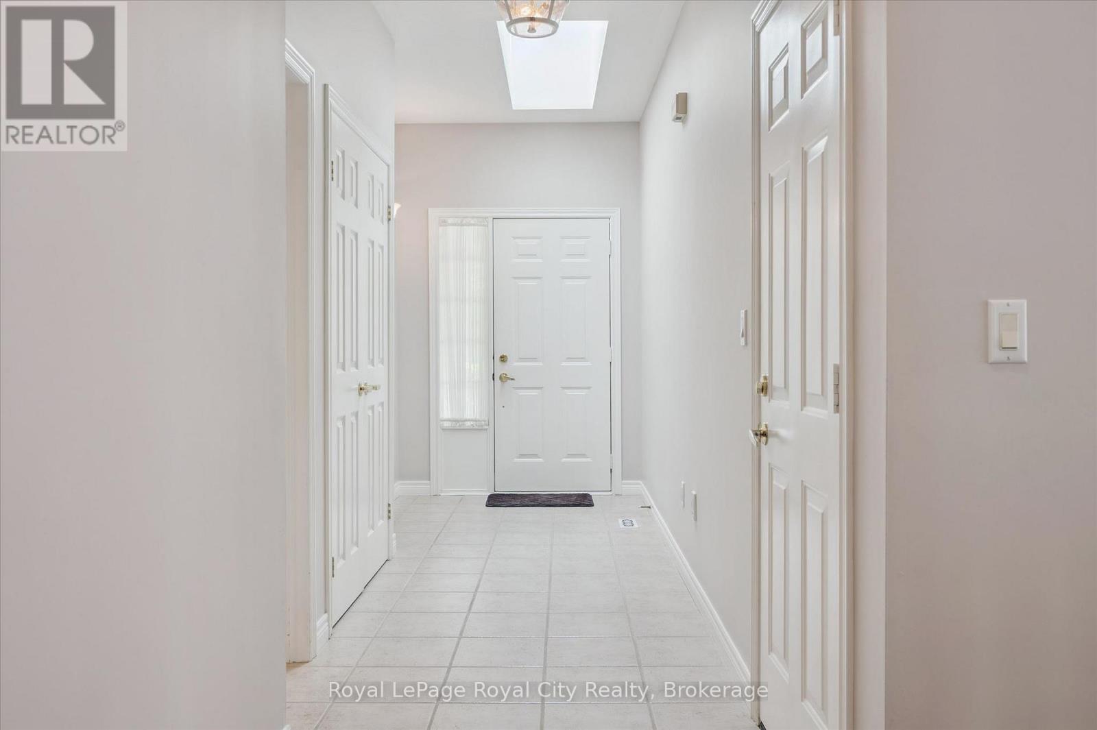 17 Fairway Lane, Guelph, Ontario  N1E 7A8 - Photo 5 - X13501646