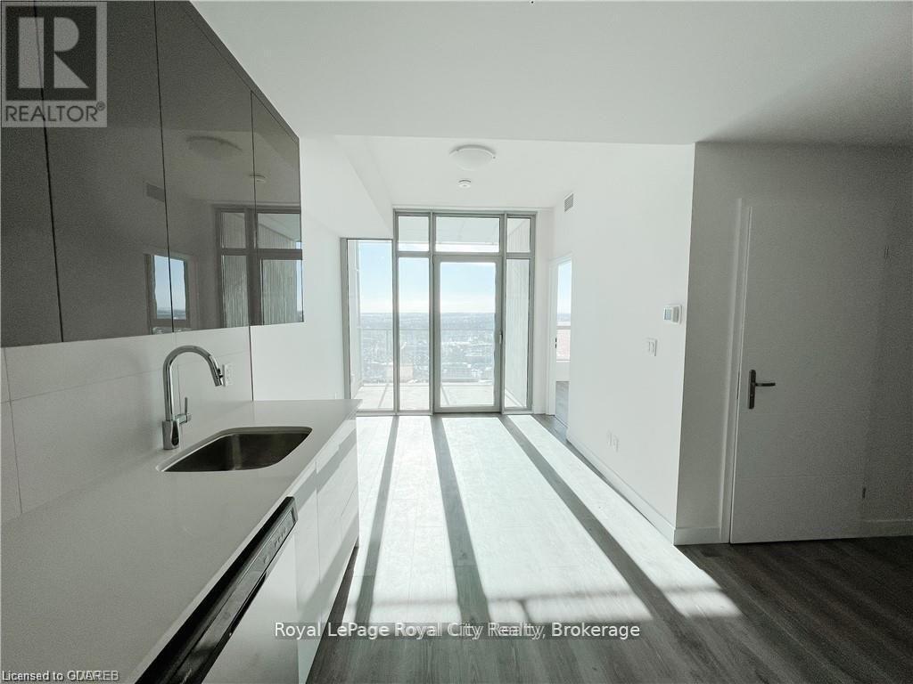 3612 - 60 Frederick Street, Kitchener, Ontario  N2H 0C7 - Photo 3 - X13501776