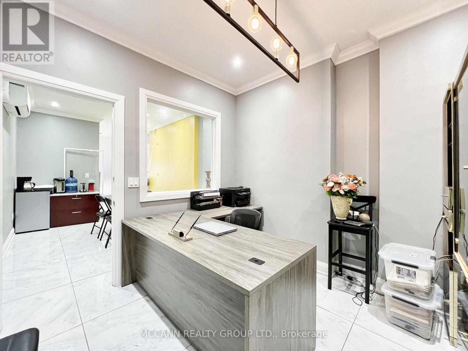 2544 Eglinton Avenue W, Toronto, Ontario  M6M 1T1 - Photo 3 - W13420360