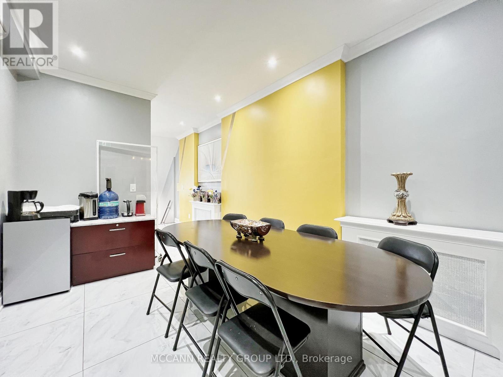 2544 Eglinton Avenue W, Toronto, Ontario  M6M 1T1 - Photo 4 - W13420360
