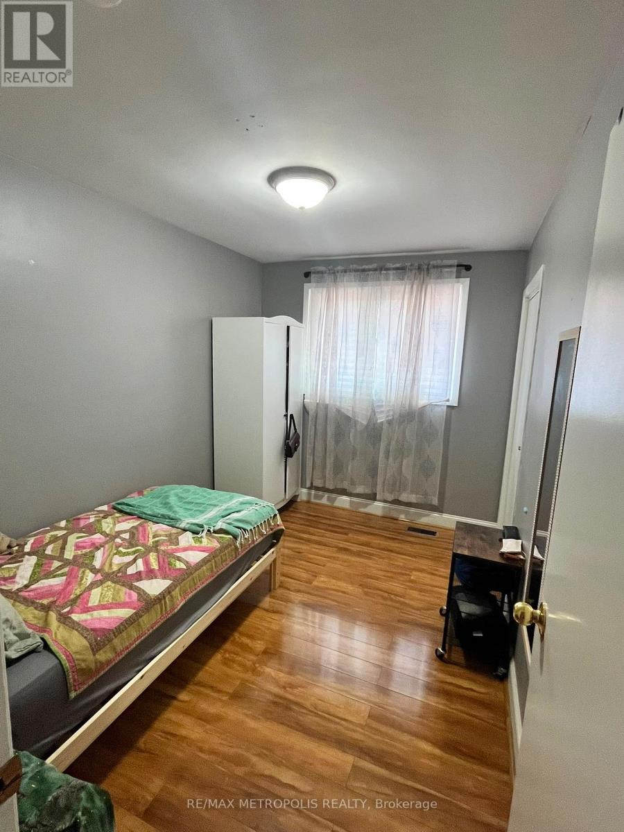 Main - 708 Glen Forrest Boulevard, Waterloo, Ontario  N2L 4K8 - Photo 14 - X13494076