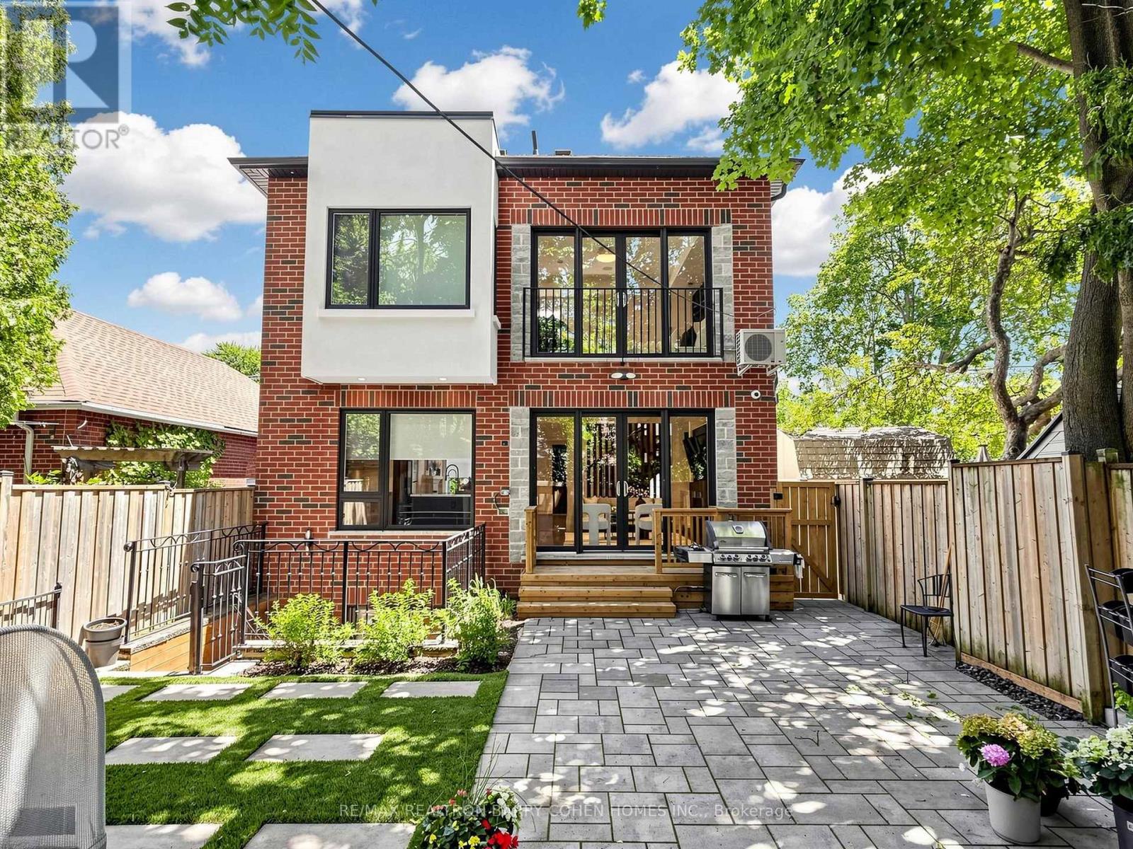 96 Southvale Drive, Toronto, Ontario  M4G 1G5 - Photo 49 - C13501638
