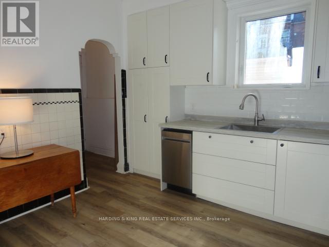 126 Lennox Street, Toronto, Ontario  M6G 1J6 - Photo 10 - C13501762