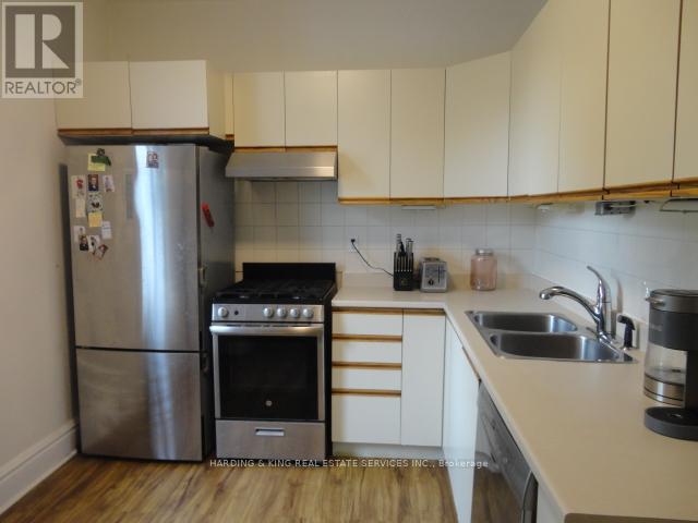 126 Lennox Street, Toronto, Ontario  M6G 1J6 - Photo 23 - C13501762