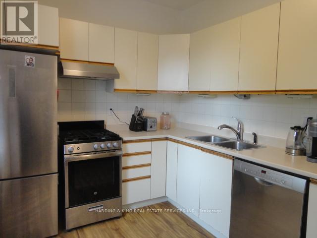 126 Lennox Street, Toronto, Ontario  M6G 1J6 - Photo 24 - C13501762