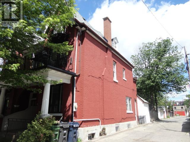 126 Lennox Street, Toronto, Ontario  M6G 1J6 - Photo 33 - C13501762