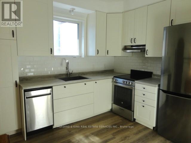 126 Lennox Street, Toronto, Ontario  M6G 1J6 - Photo 7 - C13501762