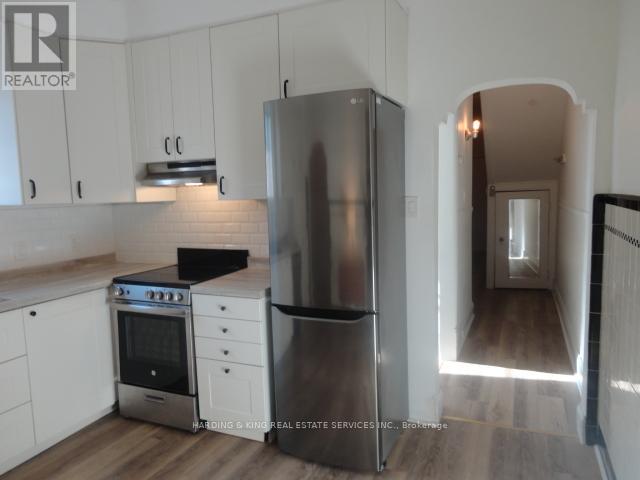 126 Lennox Street, Toronto, Ontario  M6G 1J6 - Photo 9 - C13501762