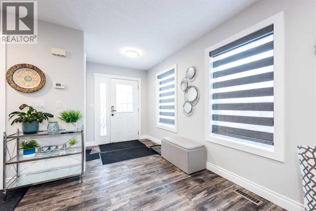 192 Cove Rise, Chestermere, Alberta  T1X 1S7 - Photo 5 - A2299100