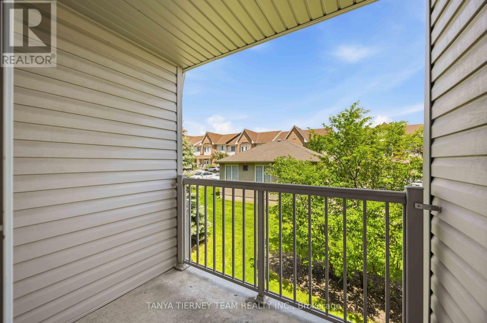 2 - 21 Petra Way, Whitby, Ontario  L1R 0A6 - Photo 32 - E13501530