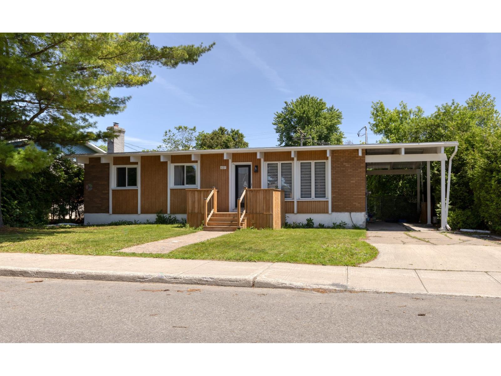 1127 Rue Arthur-Sanscartier Terrebonne (Terrebonne) Quebec Canada J6W3B8