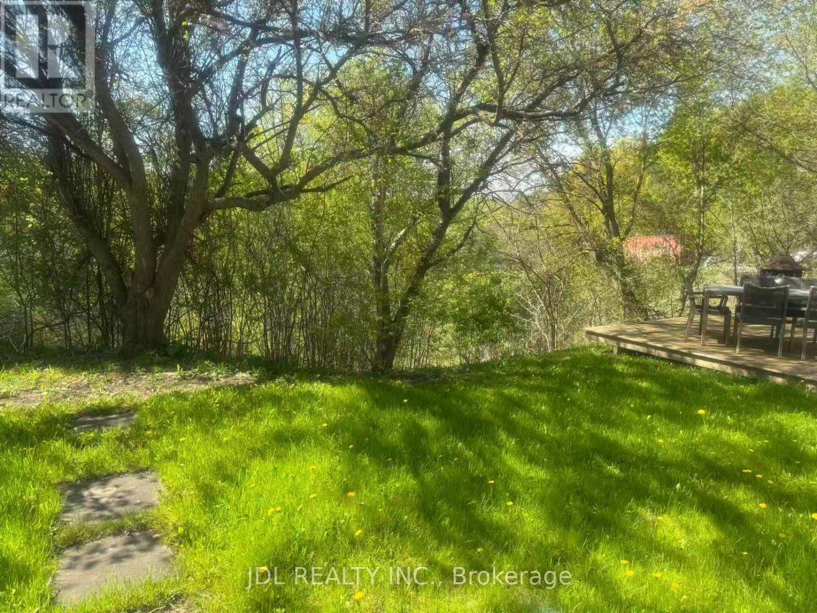 555 Wellington Street W, Aurora, Ontario  L4G 6J7 - Photo 12 - N13501532