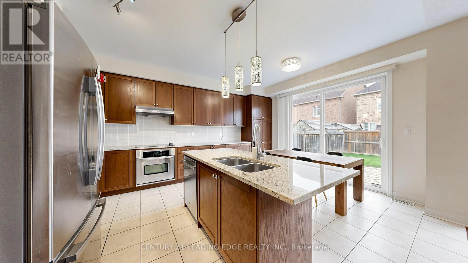 72 Staglin Court, Markham, Ontario  L6C 0L1 - Photo 7 - N13501552