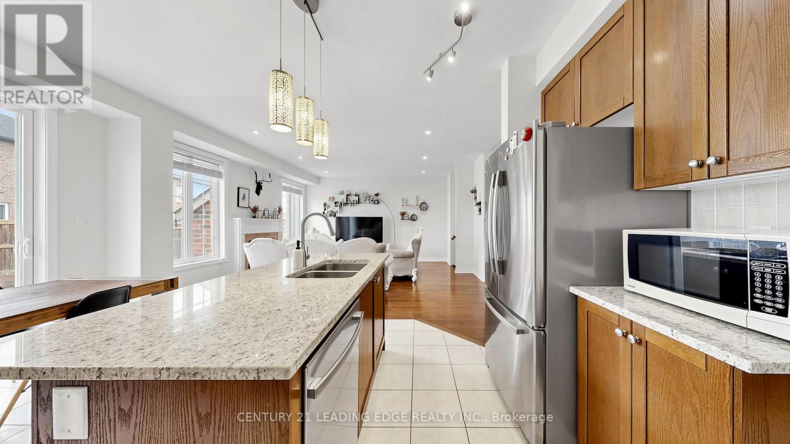 72 Staglin Court, Markham, Ontario  L6C 0L1 - Photo 9 - N13501552