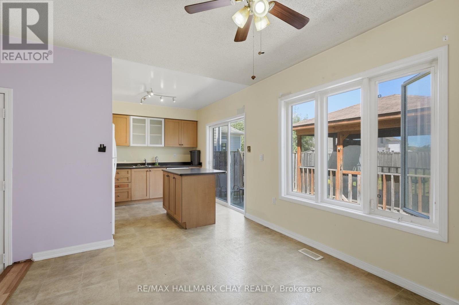 71 Stonemount Crescent, Essa, Ontario  L0M 1B4 - Photo 11 - N13501616