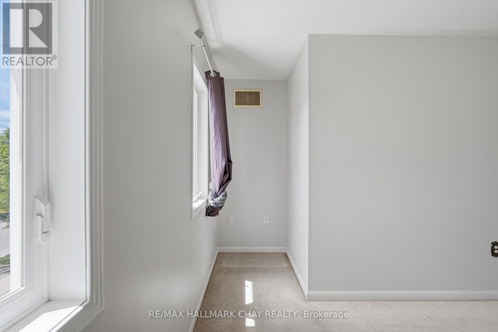 71 Stonemount Crescent, Essa, Ontario  L0M 1B4 - Photo 17 - N13501616