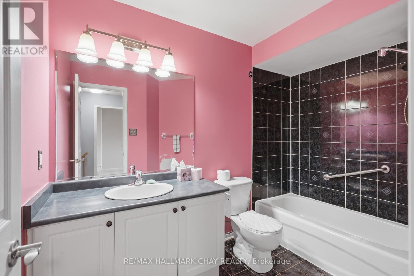 71 Stonemount Crescent, Essa, Ontario  L0M 1B4 - Photo 20 - N13501616